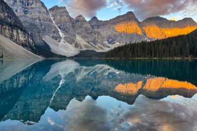 Moraine Lake Sunrise 3-Hour Tour from Canmore/Banff - The sunrise setup at Moraine Lake: hot drinks and real warmth