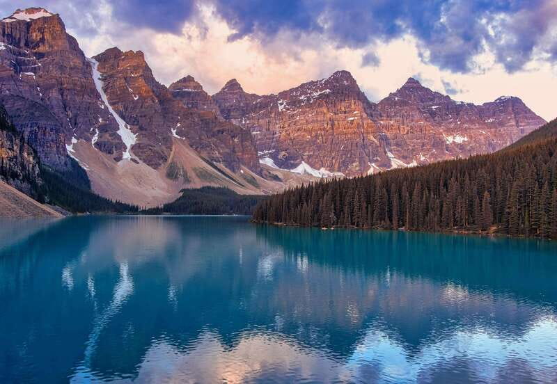 Moraine Lake Sunrise & Lake Louise from Calgary/Canmore/Banf - Moraine Lake Sunrise Access: How This Tour Beats the Crowds