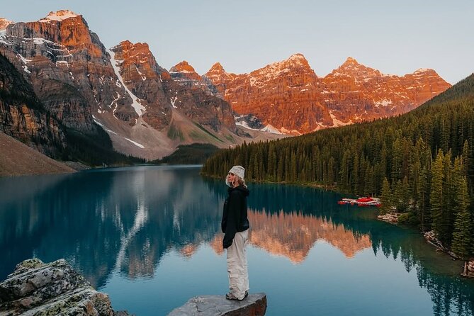 Moraine Lake Sunrise: Premium Tour from Canmore & Banff - Your day clock: pickup, drive, and the 3-hour sunrise window