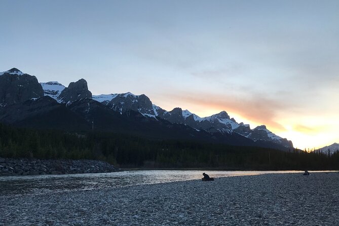 Private Airport Transfer: Calgary to Banff, Canmore, Lake Louise - Getting picked up smoothly: luggage counts and the trailer option