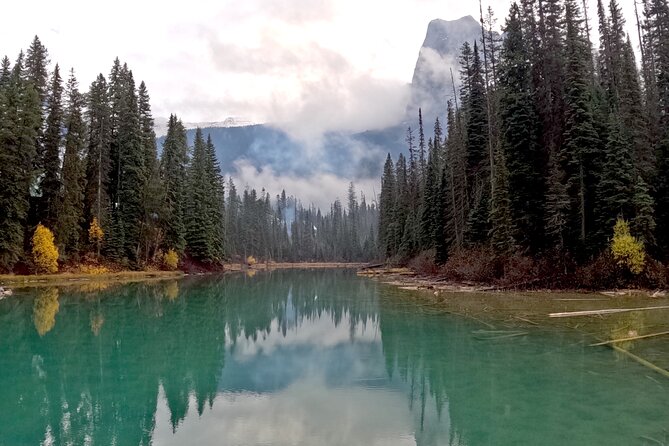 Private Guided Tour to Banff Lake Louise|Moraine|Icefields &More! - Johnston Canyon Walk: Waterfalls, Frozen Walls, and a Real Trail Moment