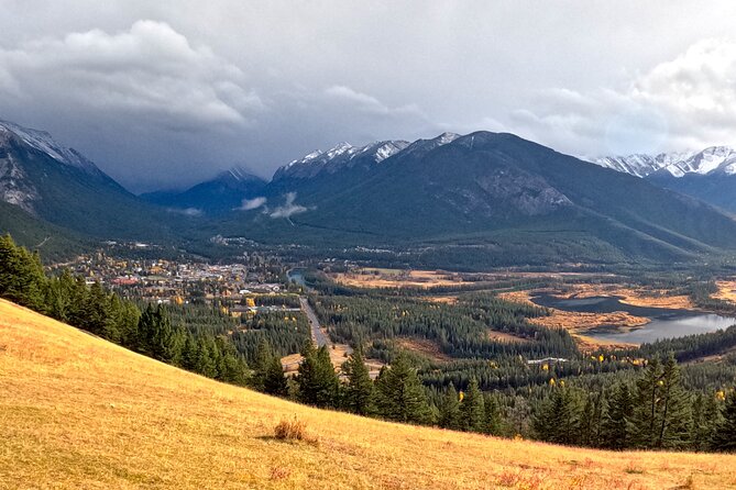 Private Guided Tour to Banff Lake Louise|Moraine|Icefields &More! - Banff Viewpoint Time and Bow Falls: Short Stops That Add Perspective