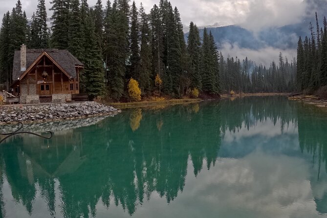 Private Guided Tour to Banff Lake Louise|Moraine|Icefields &More! - Price and Value for a Private Group of Up to 6