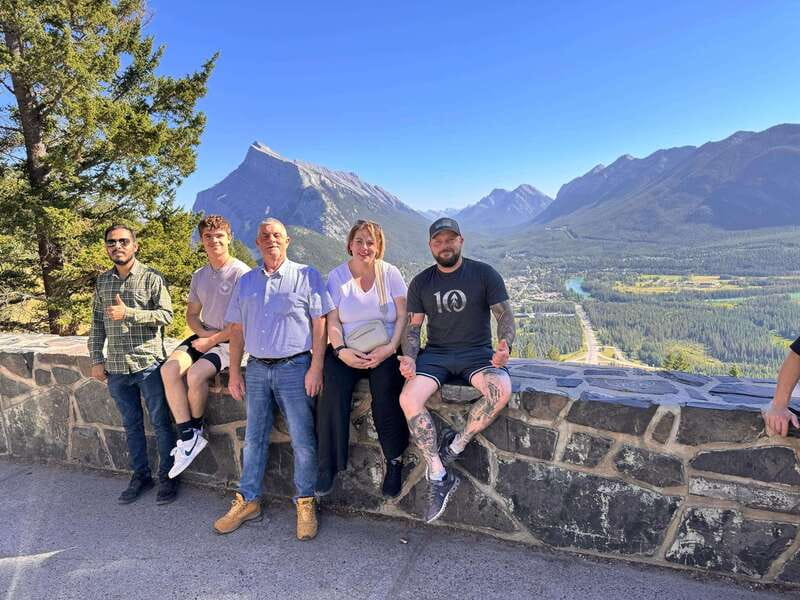 Private Tour Banff/Emerald Yoho Customized Sightseeing - Lake Louise: Photo Stop First, Then Time to Actually See It