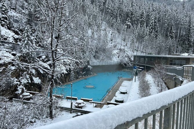Radium Hot Springs and Marble Canyon Advanture - Marble Canyon: glacier-blue water and seven bridges in one walk