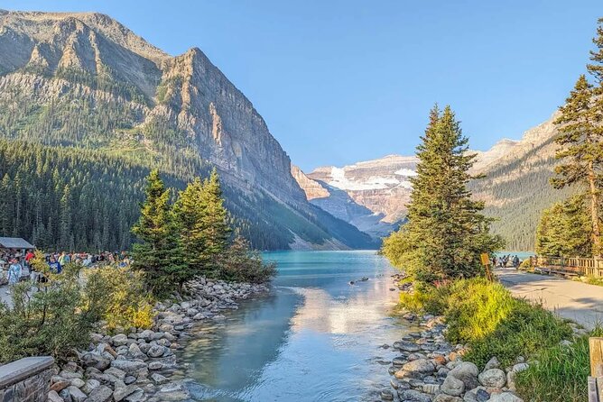Rockies Grand Advanture: Moraine & Louise Lakes, Waterfall Tour - Takakkaw Falls: a 373-meter drop that makes the air feel louder