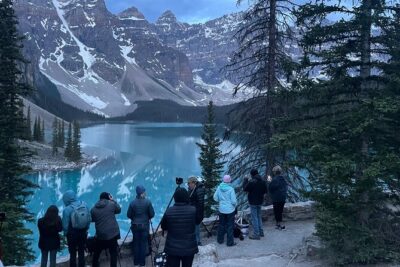 Sunrise Moraine Lake and Lake Louise - Moraine Lake sunrise: Ten Peaks views and the Rockpile Trail
