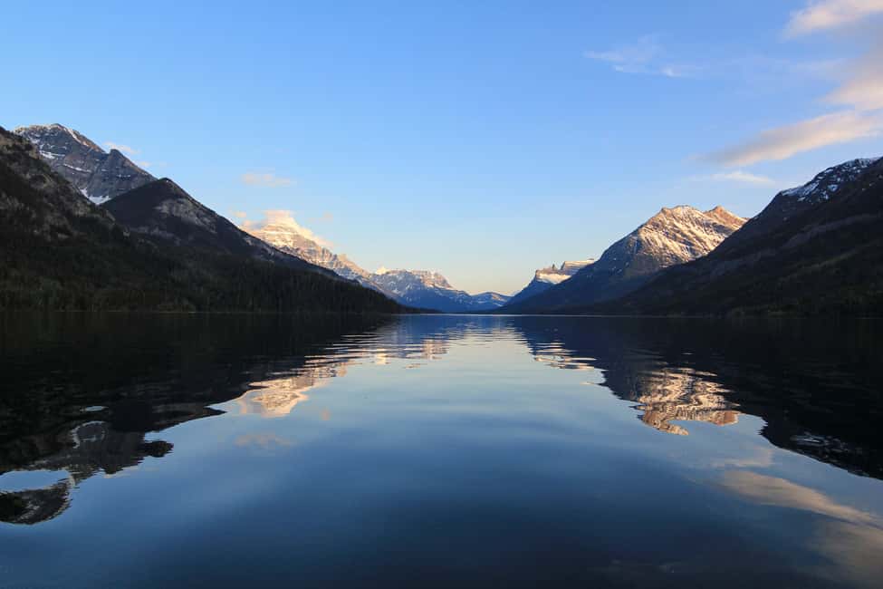 Waterton National Park: Lakes & Mountains Day Tour - Waterton Shoreline Cruise: Deep-Lake Views, But Not Always a Sure Bet