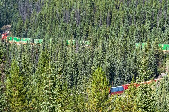Yoho National Park Self-Guided Driving Audio Tour - Sherbrooke Lake Trailhead: a quick story, or a real hike